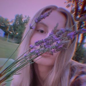 Meet your Posher, Hope